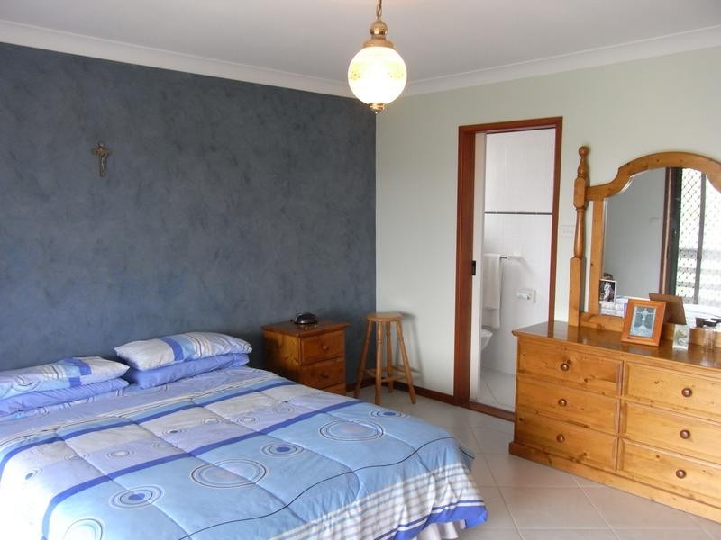 4 Elizabeth Drive, Vincentia NSW 2540