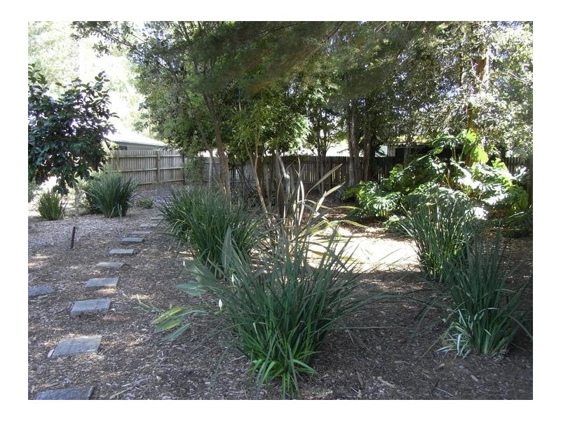 9 Basin View Parade, Basin View NSW 2540