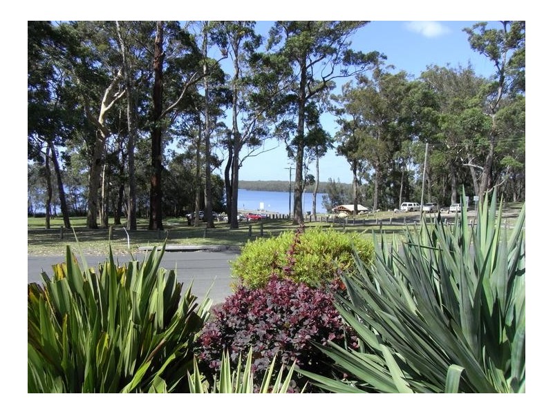 9 Basin View Parade, Basin View NSW 2540