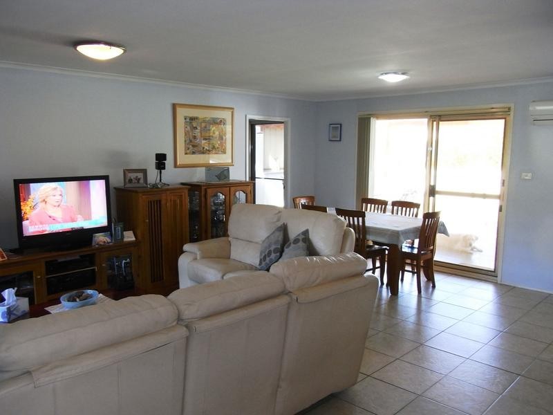 11 Kirkham Way, Sanctuary Point NSW 2540