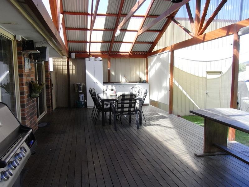 11 Kirkham Way, Sanctuary Point NSW 2540