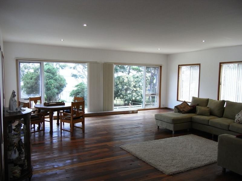 42 Killarney Road, Erowal Bay NSW 2540