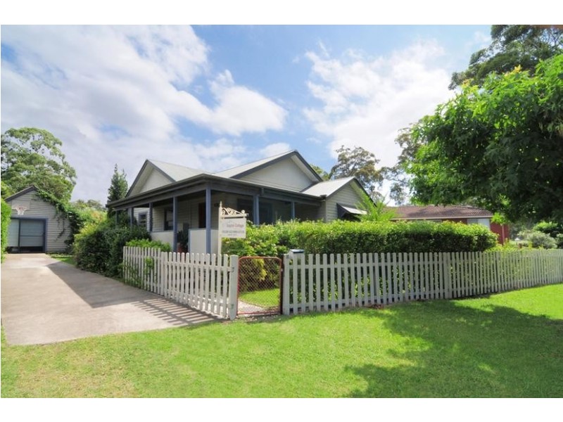 4 Tomerong Street, Huskisson NSW 2540