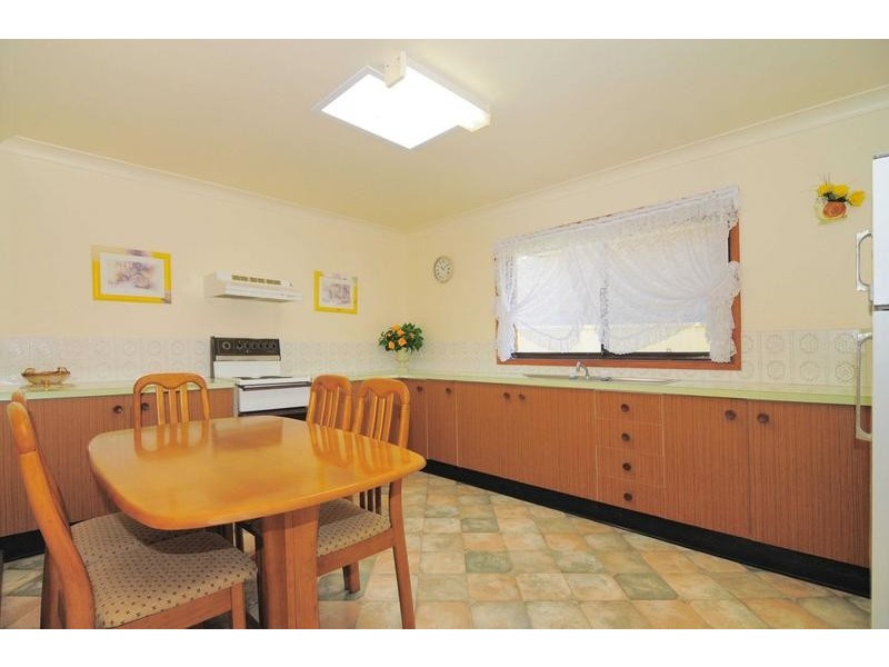 122 Waratah Crescent, Sanctuary Point NSW 2540