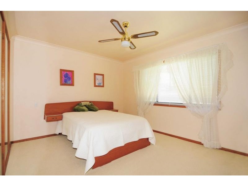 122 Waratah Crescent, Sanctuary Point NSW 2540