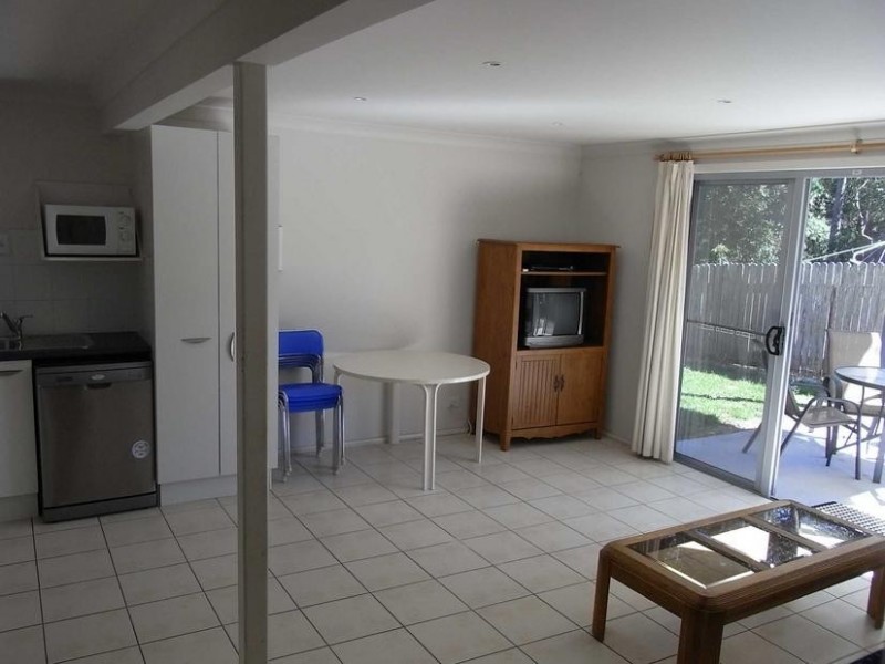 11 Elizabeth Drive, Vincentia NSW 2540