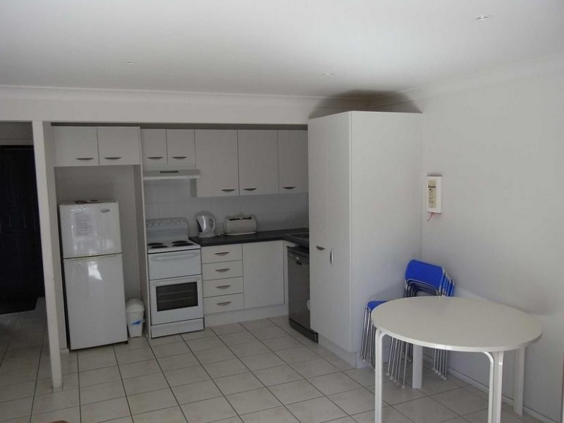 11 Elizabeth Drive, Vincentia NSW 2540