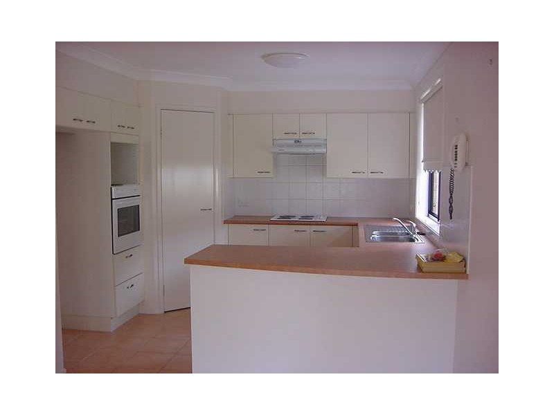 33 Claylands Drive, St Georges Basin NSW 2540