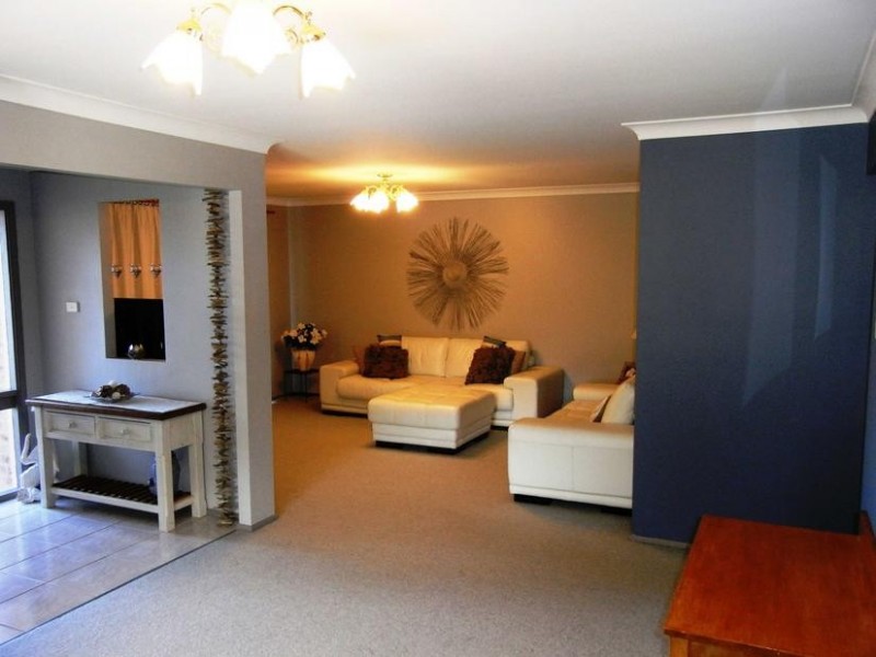 10 Kurraba Place, St Georges Basin NSW 2540