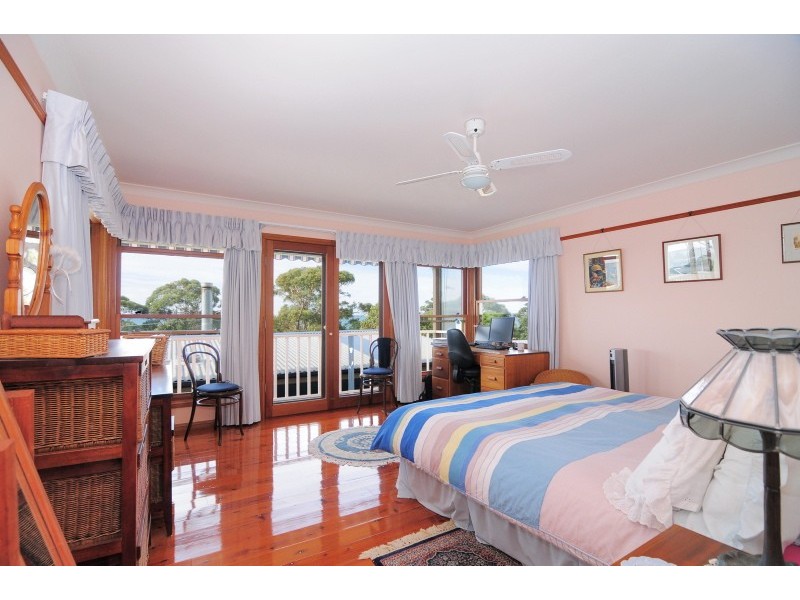 27 Tulip Street, Hyams Beach NSW 2540