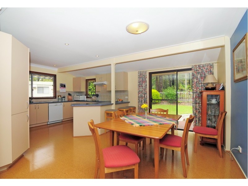 49 Woollamia Road, Falls Creek NSW 2540