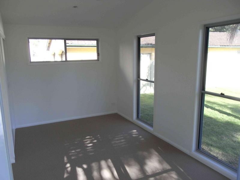 33 Elizabeth Drive, Vincentia NSW 2540