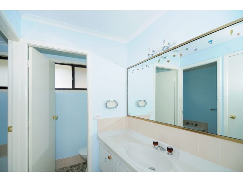 246 Greville Avenue, Sanctuary Point NSW 2540