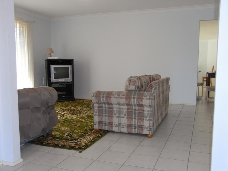 203 Greville Avenue, Sanctuary Point NSW 2540