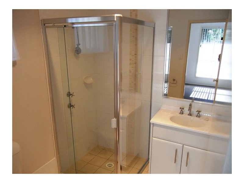 16 Hewitt Avenue, St Georges Basin NSW 2540