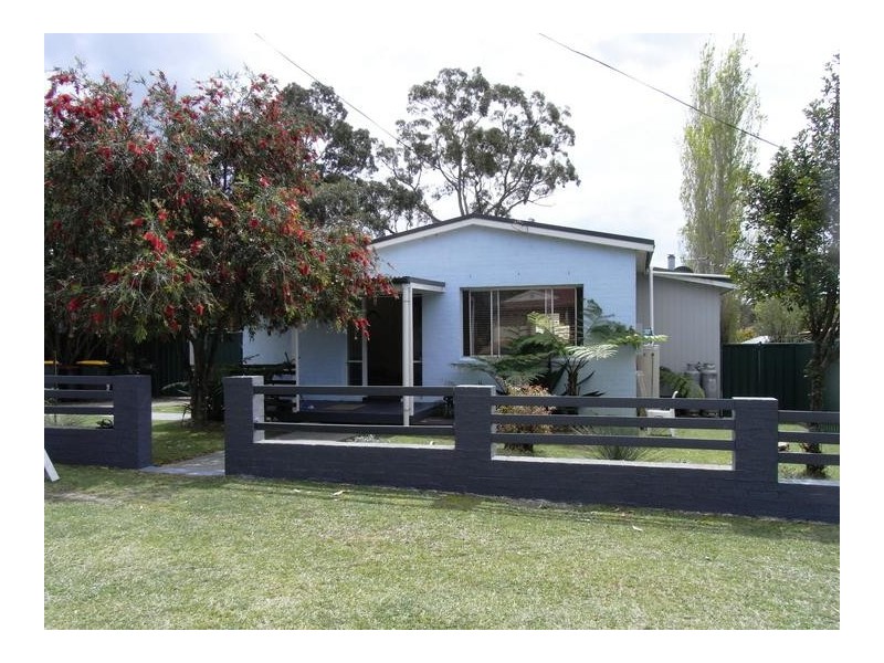 11 King George Street, Erowal Bay NSW 2540