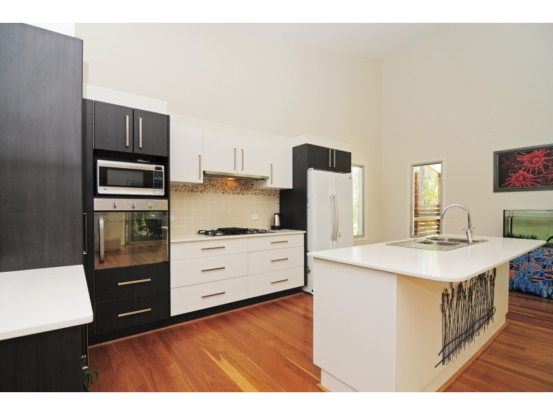 536 Woollamia Road, Woollamia NSW 2540