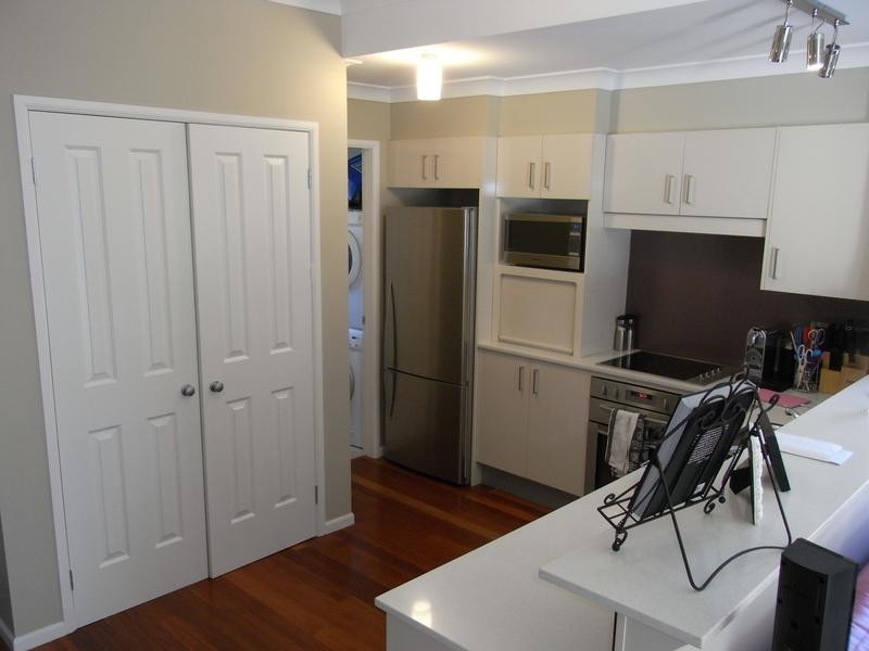 3/6 Morton Street, Huskisson NSW 2540