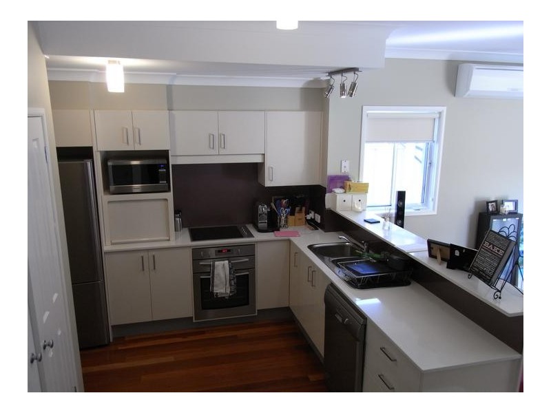 3/6 Morton Street, Huskisson NSW 2540