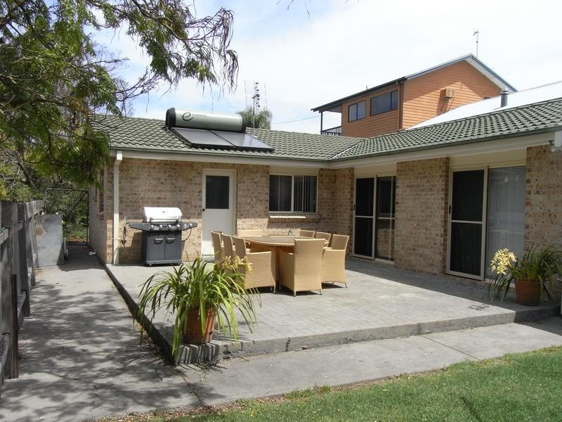 3 Caulfield Parade, Old Erowal Bay NSW 2540