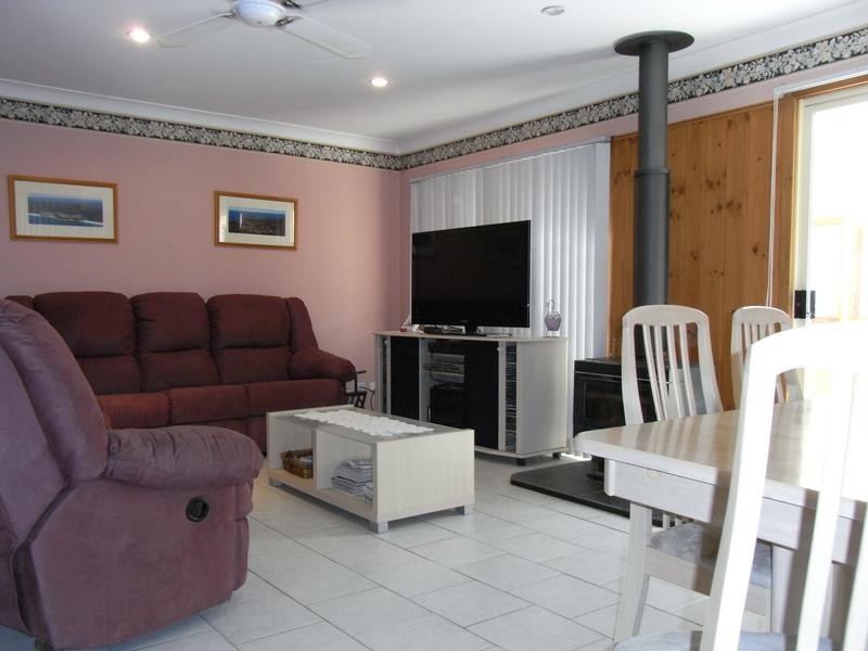 3 Caulfield Parade, Old Erowal Bay NSW 2540