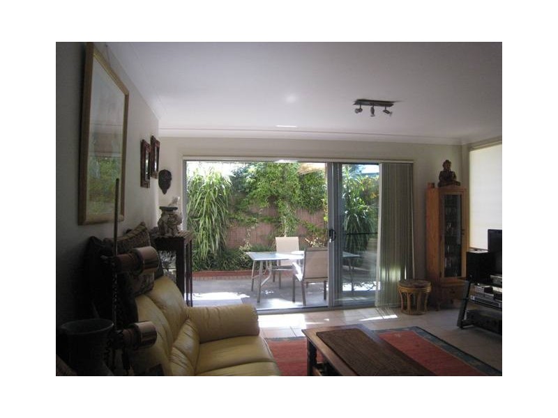 2/21 Duncan Street, Huskisson NSW 2540