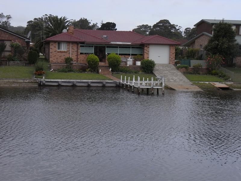 17 Thora Street, Sussex Inlet NSW 2540