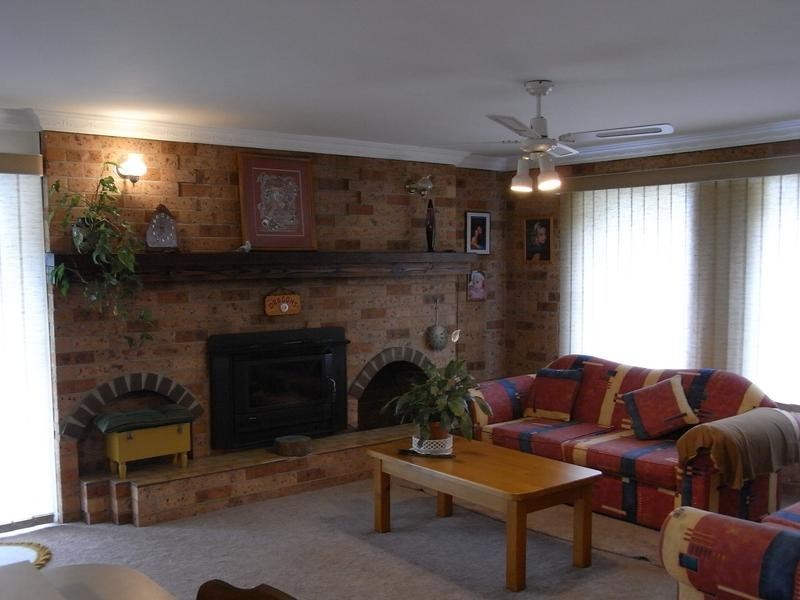 17 Thora Street, Sussex Inlet NSW 2540