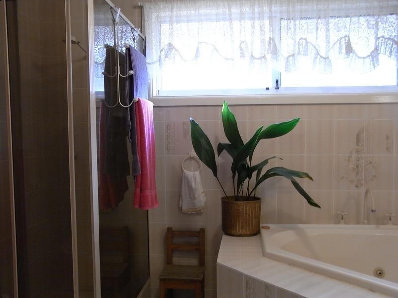 17 Thora Street, Sussex Inlet NSW 2540