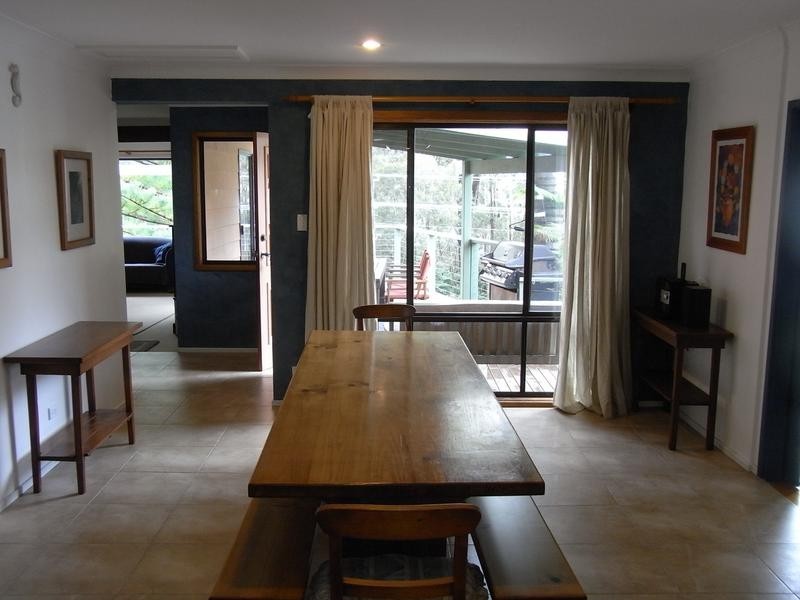 437 Elizabeth Drive, Vincentia NSW 2540