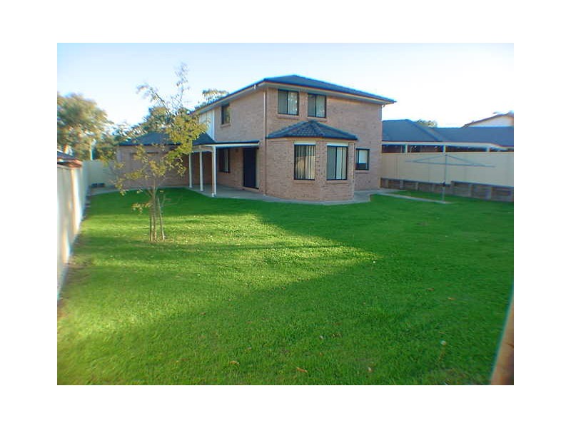 33 Claylands Drive, St Georges Basin NSW 2540