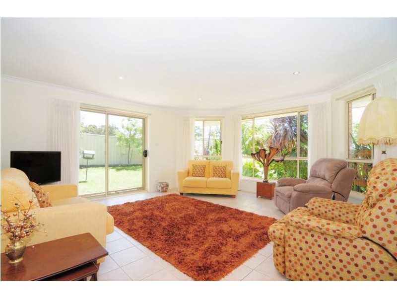 25 Maxwell Crescent, Sanctuary Point NSW 2540