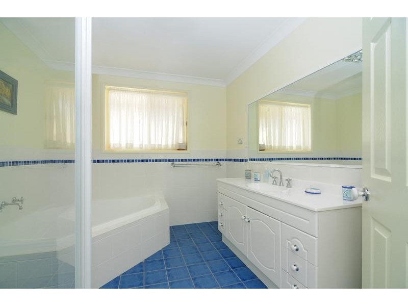 25 Maxwell Crescent, Sanctuary Point NSW 2540