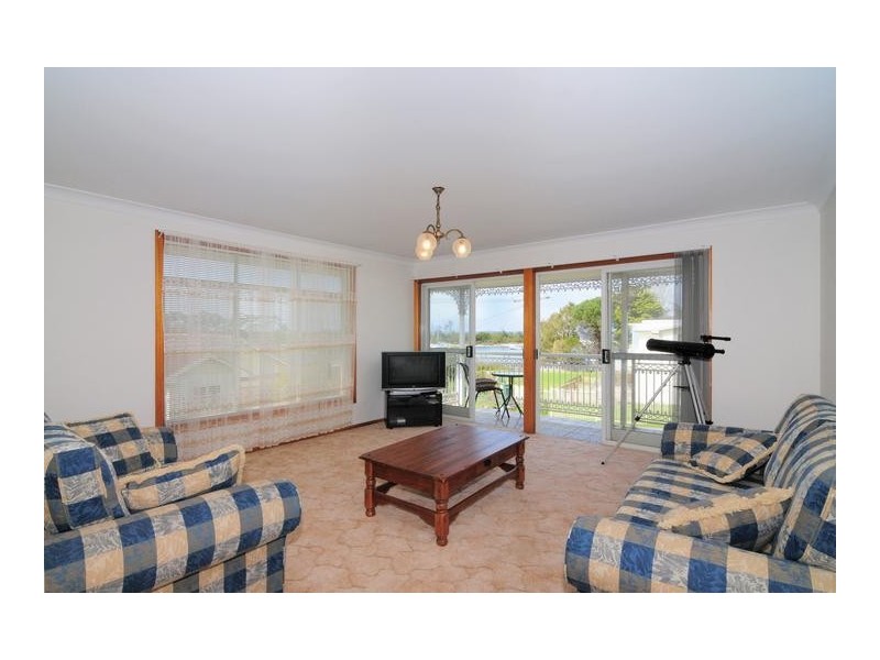 4 Wood Crescent, Huskisson NSW 2540