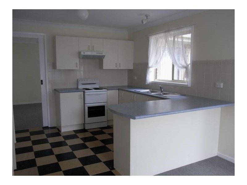 36 Kingsford Smith Crescent, Sanctuary Point NSW 2540