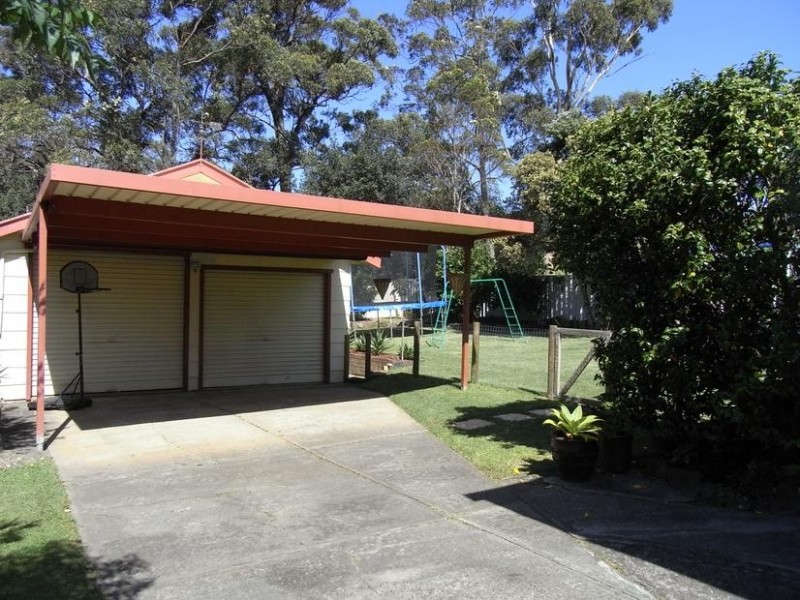 40 Christiansen Avenue, Old Erowal Bay NSW 2540