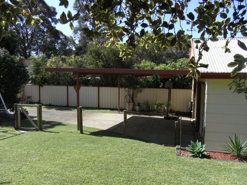 40 Christiansen Avenue, Old Erowal Bay NSW 2540