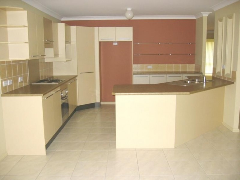 30 Hogbin Place, Sanctuary Point NSW 2540