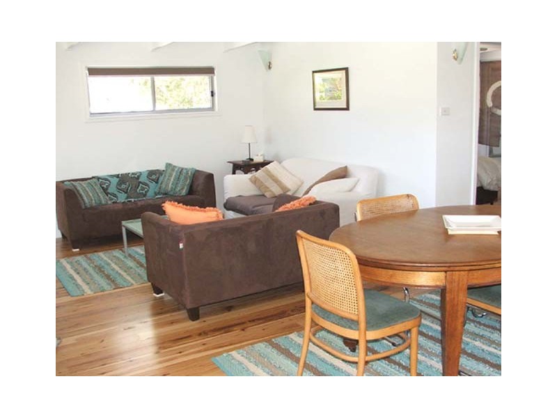 11 Berry Street, Huskisson NSW 2540