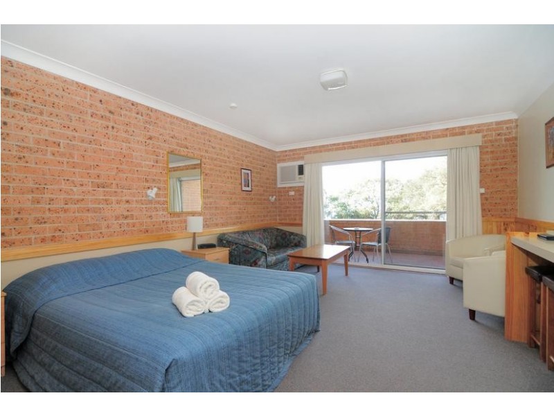 9 Hawke Street, Huskisson NSW 2540
