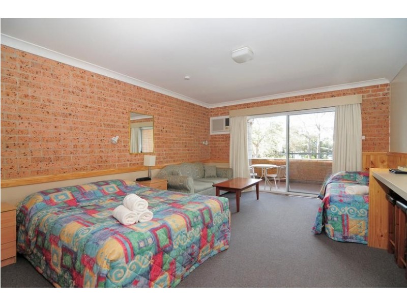 9 Hawke Street, Huskisson NSW 2540