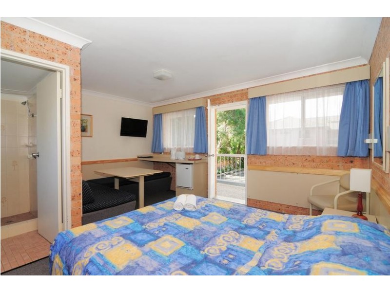 9 Hawke Street, Huskisson NSW 2540