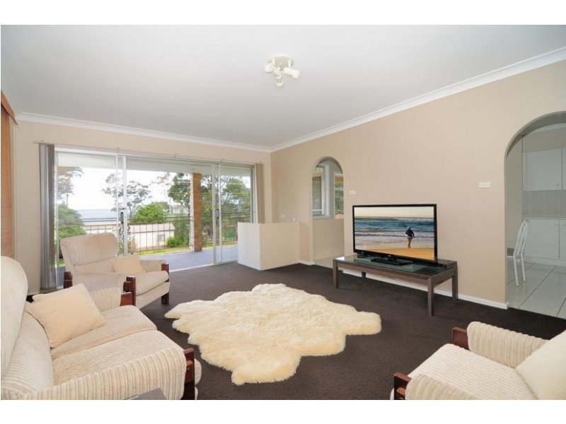 13 Loralyn Avenue, St Georges Basin NSW 2540