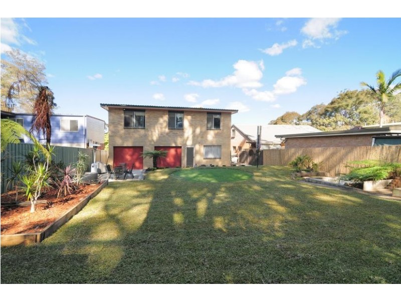 13 Loralyn Avenue, St Georges Basin NSW 2540