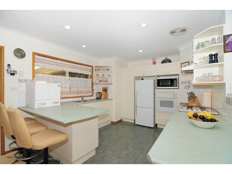 22 Claylands Drive, St Georges Basin NSW 2540