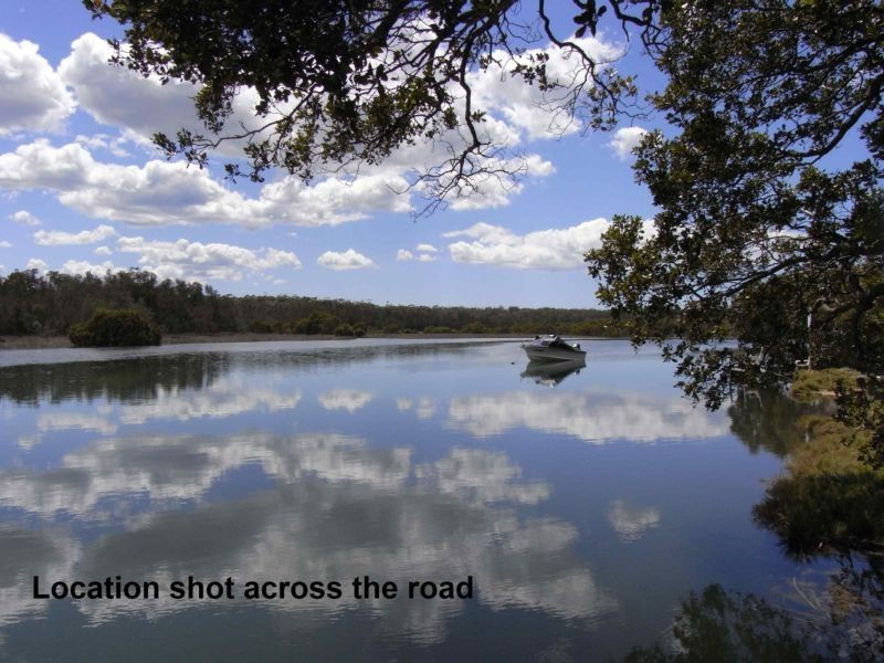 26 Streamside Street, Woollamia NSW 2540