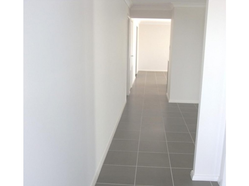 4 Dinghy Street, Vincentia NSW 2540