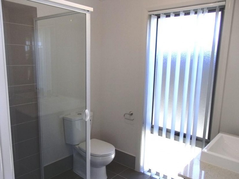 4 Dinghy Street, Vincentia NSW 2540