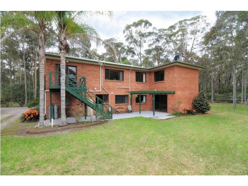 52 Streamside Street, Woollamia NSW 2540
