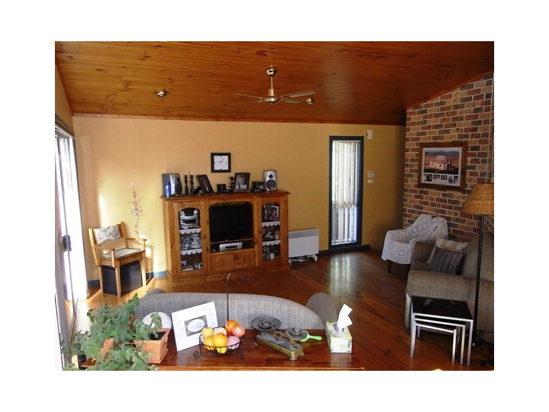 345 Hawken Road, Tomerong NSW 2540